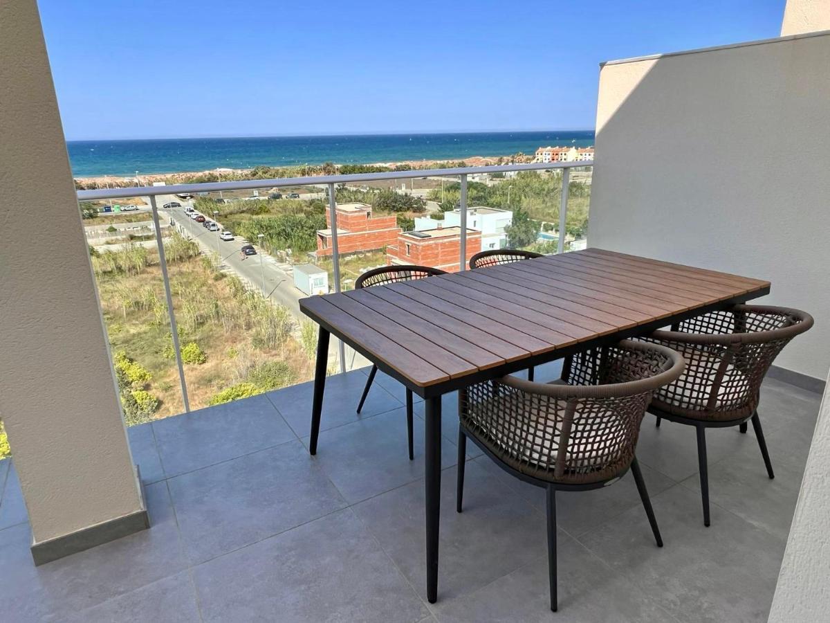 Beautiful Penthouse With Pool And Wonderful Beach View Оліва Екстер'єр фото