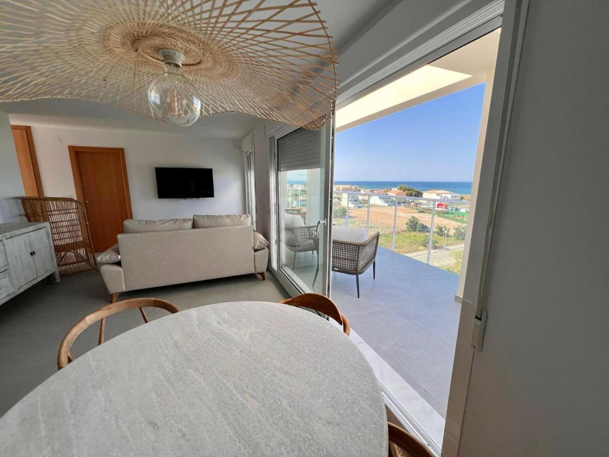 Beautiful Penthouse With Pool And Wonderful Beach View Оліва Екстер'єр фото