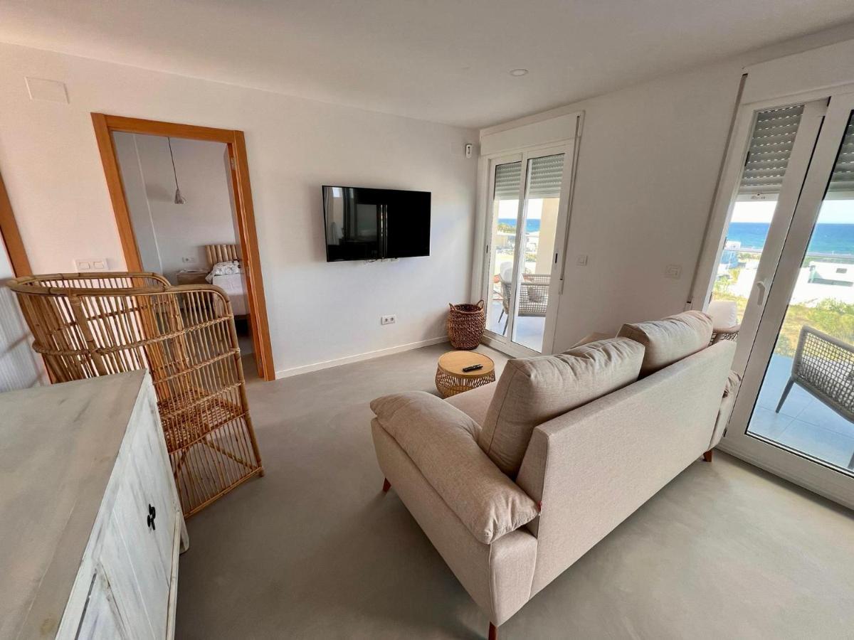 Beautiful Penthouse With Pool And Wonderful Beach View Оліва Екстер'єр фото